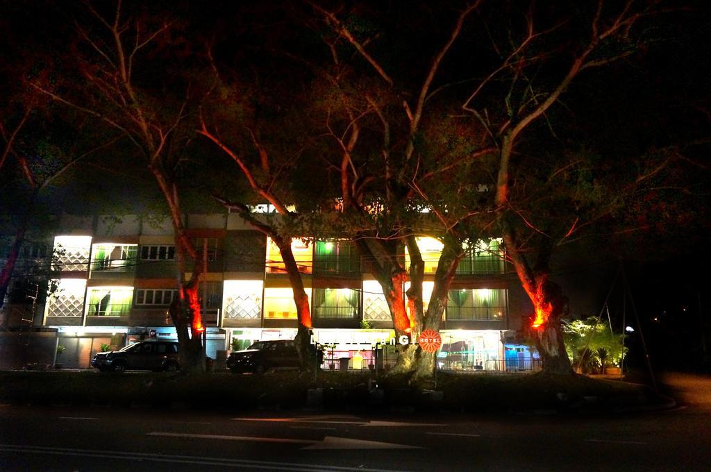 Langit Langi Hotel @ Port Dickson Buitenkant foto